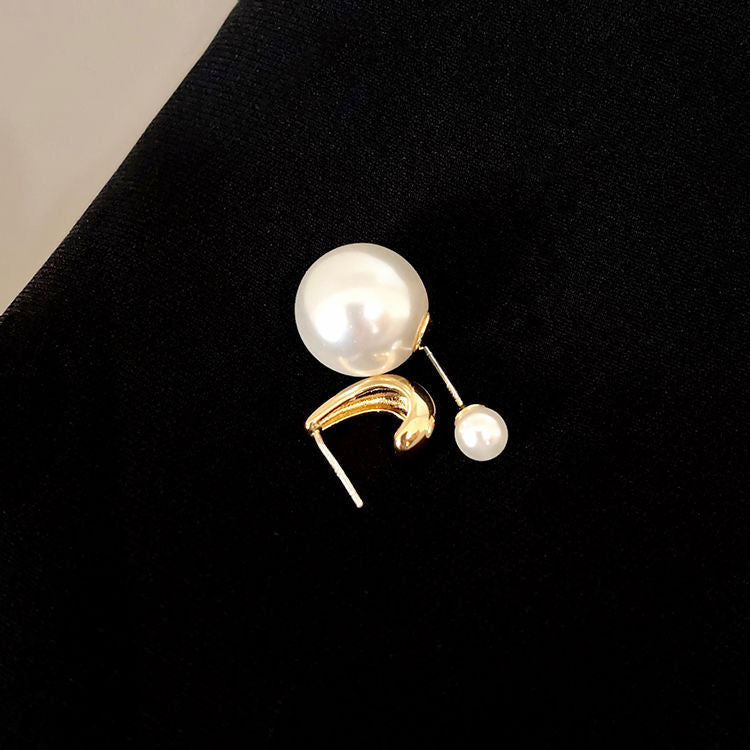 Classic Pearl Earring with Timeless Appeal