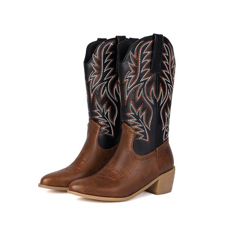 Graceful Orthopedic Boots for Modern Look