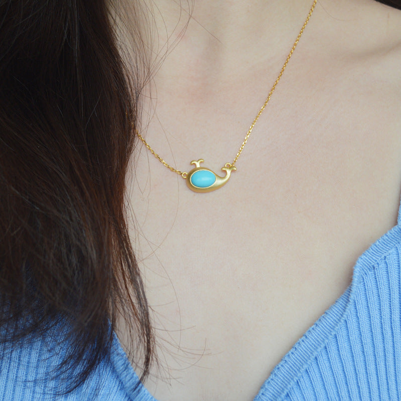 Elegant Gold Pendant for Every Occasion