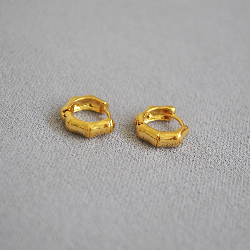 Elegant Gold Earring for Every Occasion