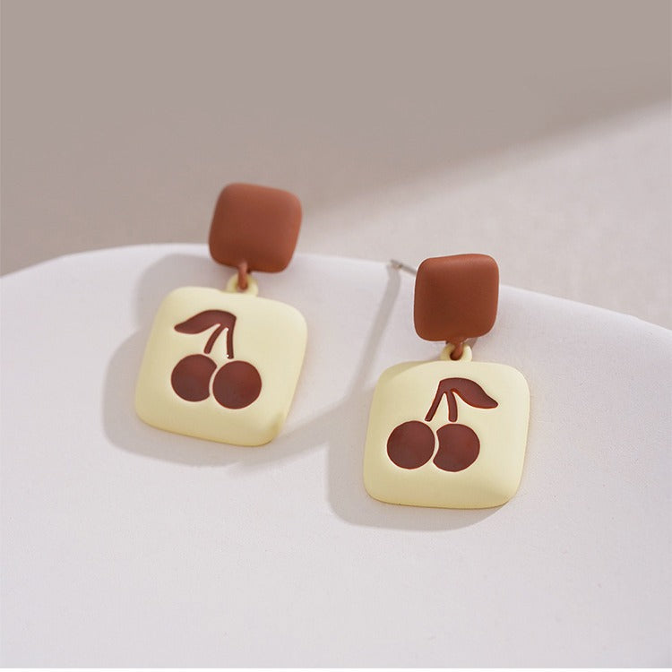 Classic Earring with Timeless Appeal