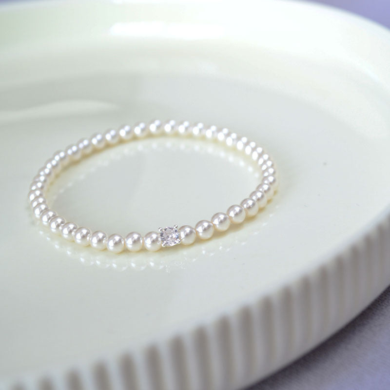 Romantic Pearl Bracelet for Special Moments