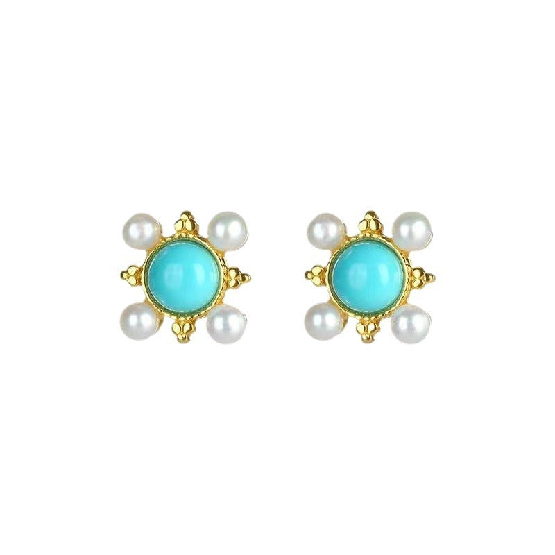 Delicate Artisan Gold Earring