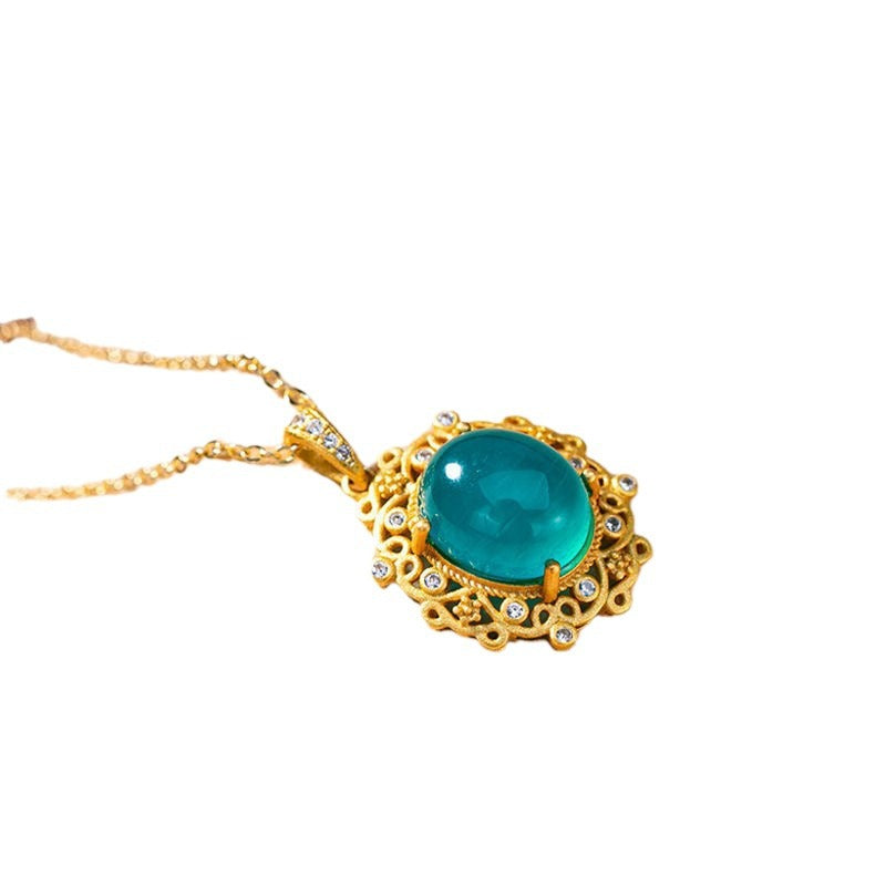 Classic Gold Necklace with Timeless Appeal