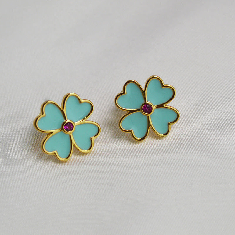 Vintage Handmade Gold Earring