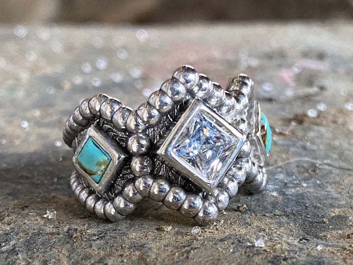 Stunning Silver Ring for Daily Wear