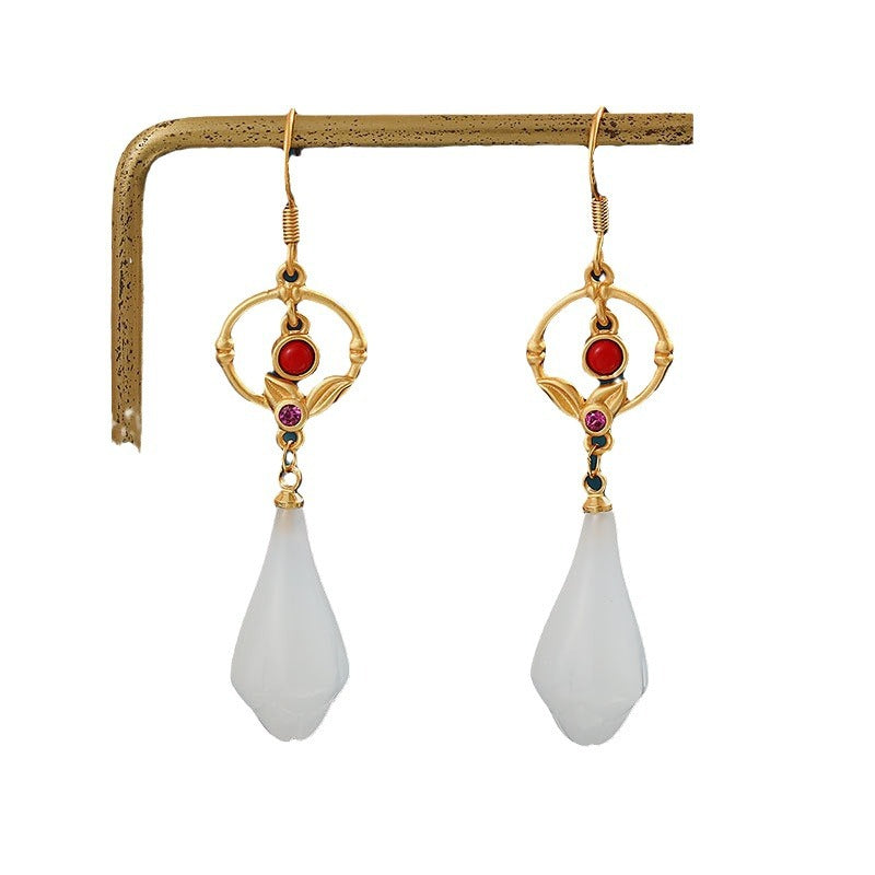 Classic Earring with Timeless Appeal
