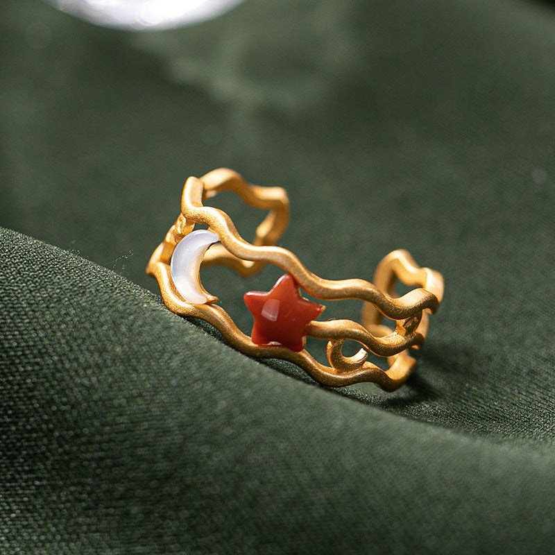 Romantic Gold Ring for Special Moments
