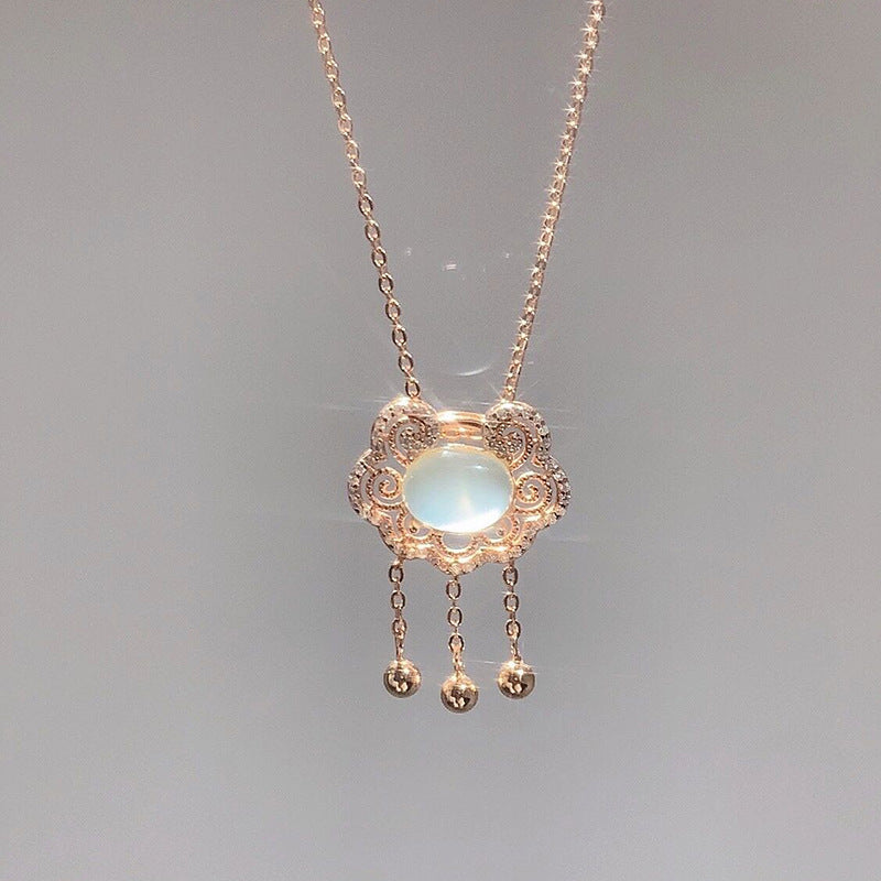 Beautiful Necklace with Unique Style