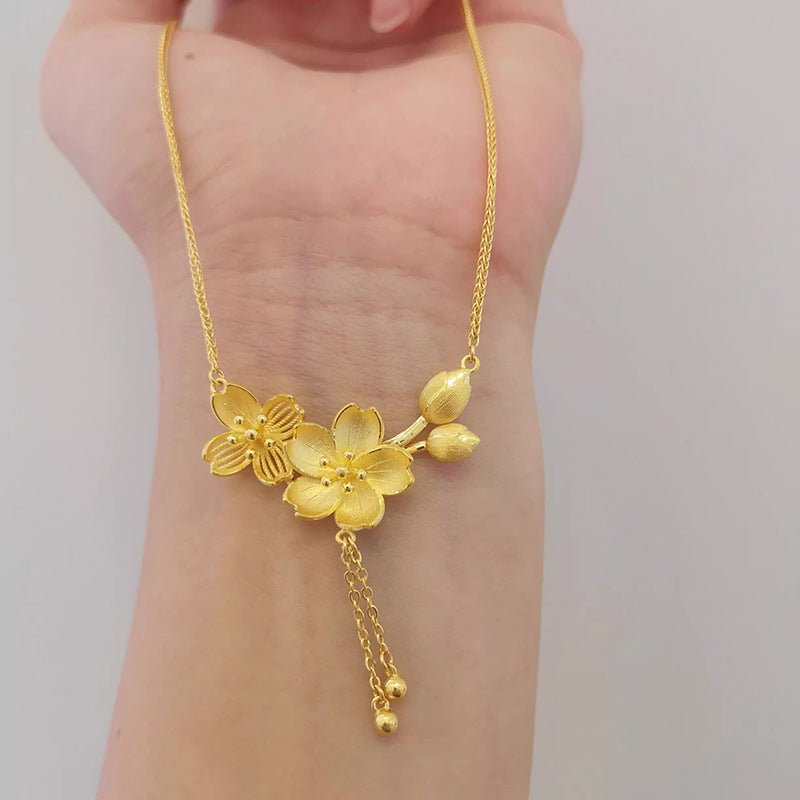 Elegant Gold Necklace for Every Occasion