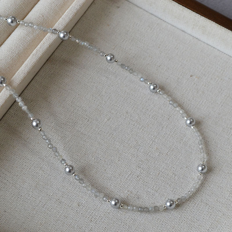 Charming Pearl Necklace for Any Occasion