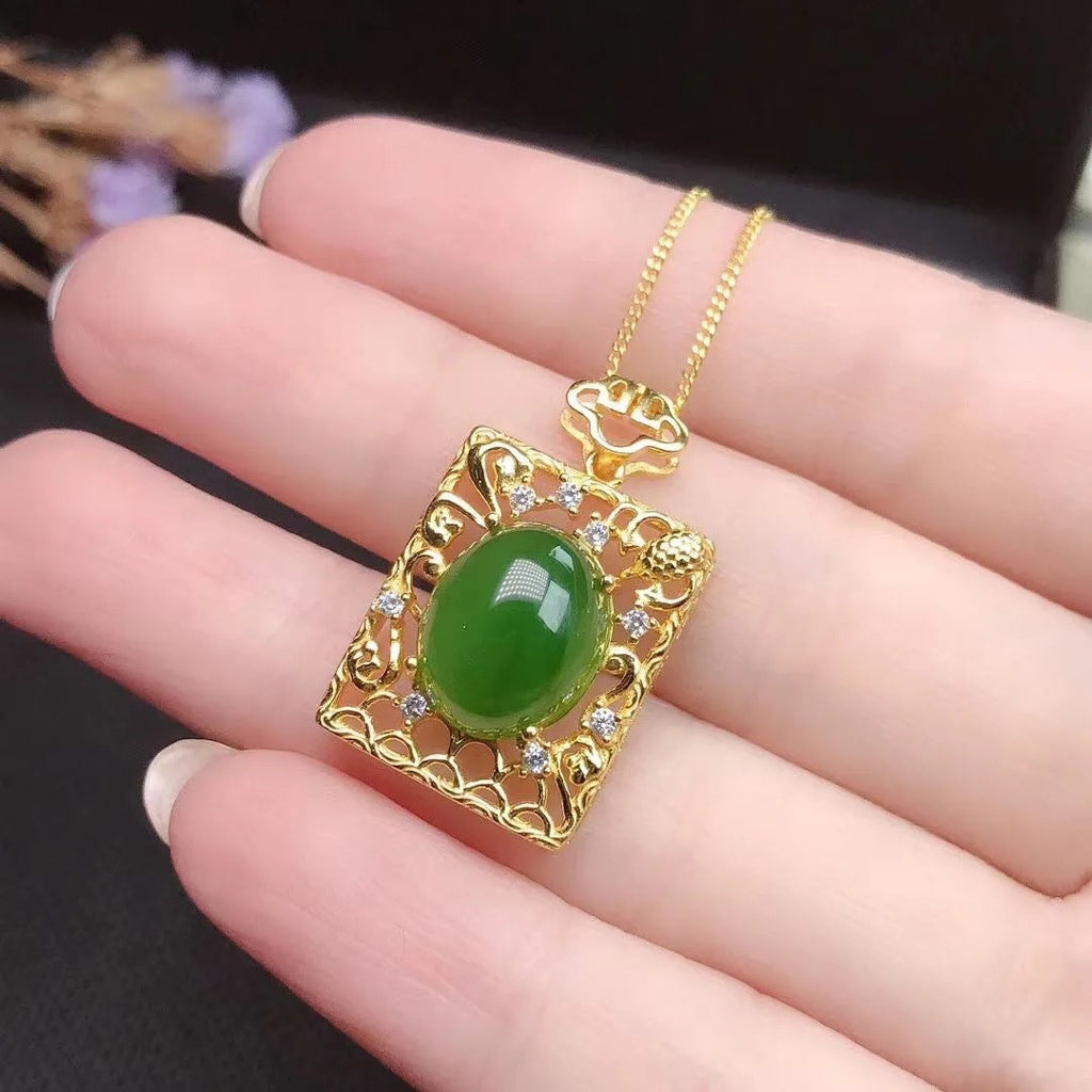 Romantic Gold Pendant for Special Moments