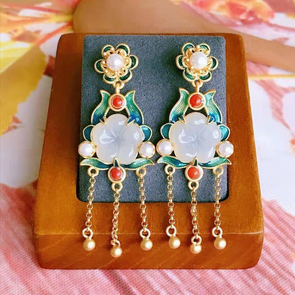 Vintage Handmade Gold Earring
