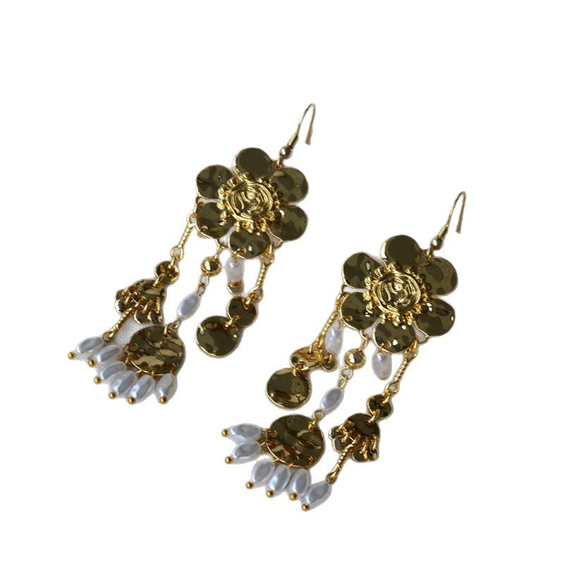 Delicate Artisan Pearl Earring