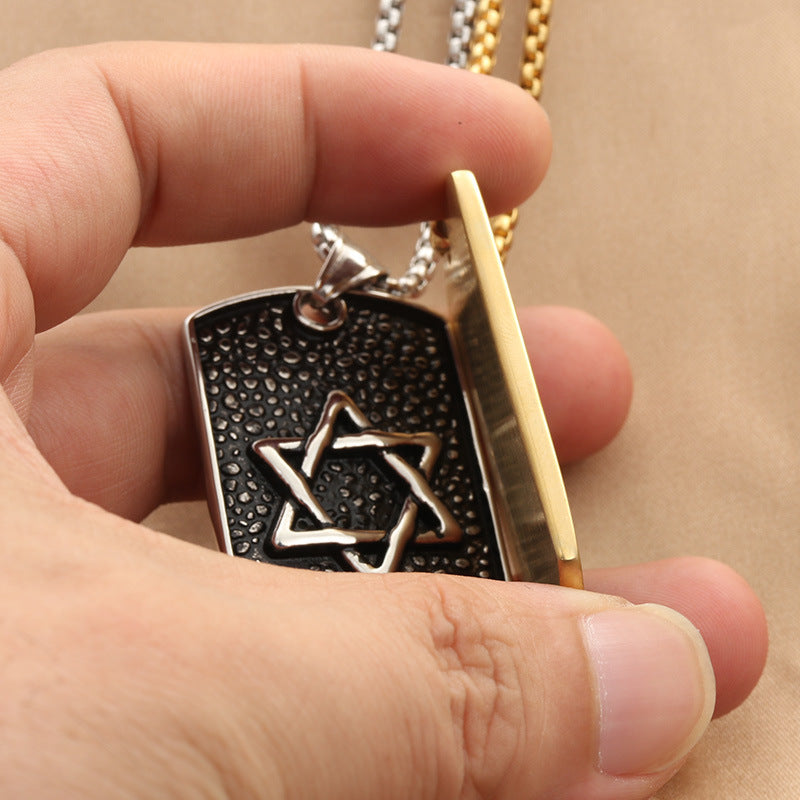 Classic Pendant with Timeless Appeal
