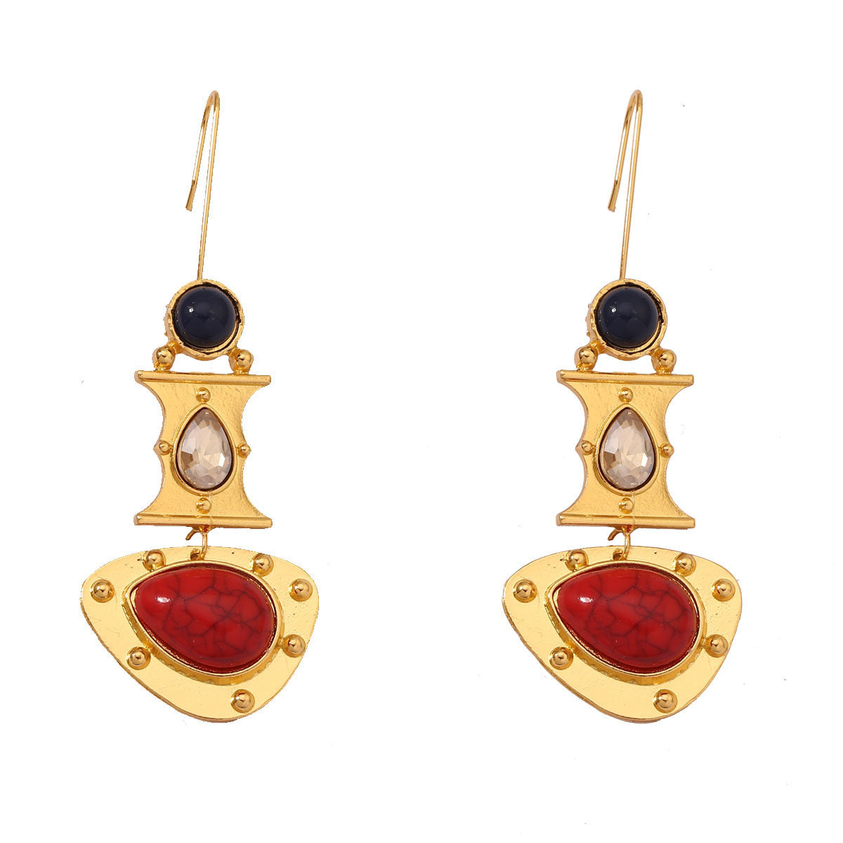 Charming Earring for Any Occasion