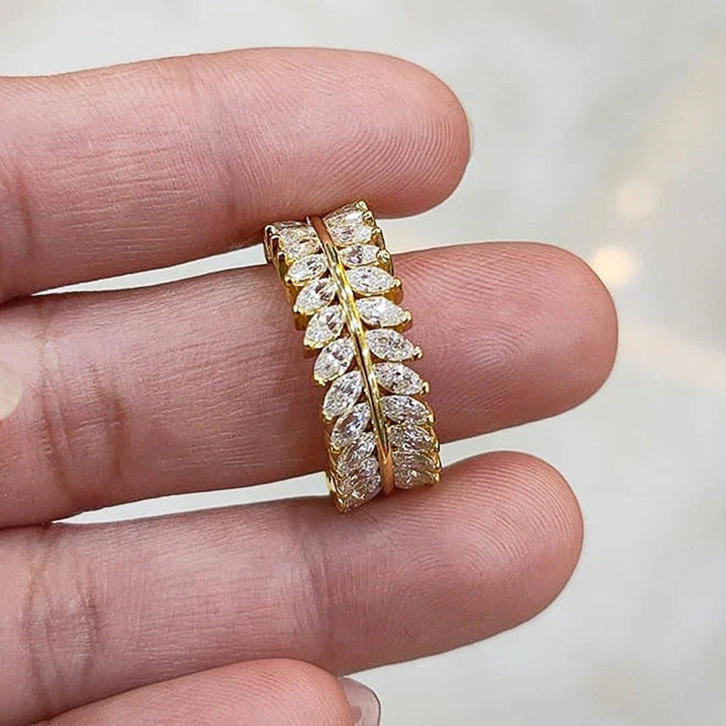 Beautiful Set with Unique Style