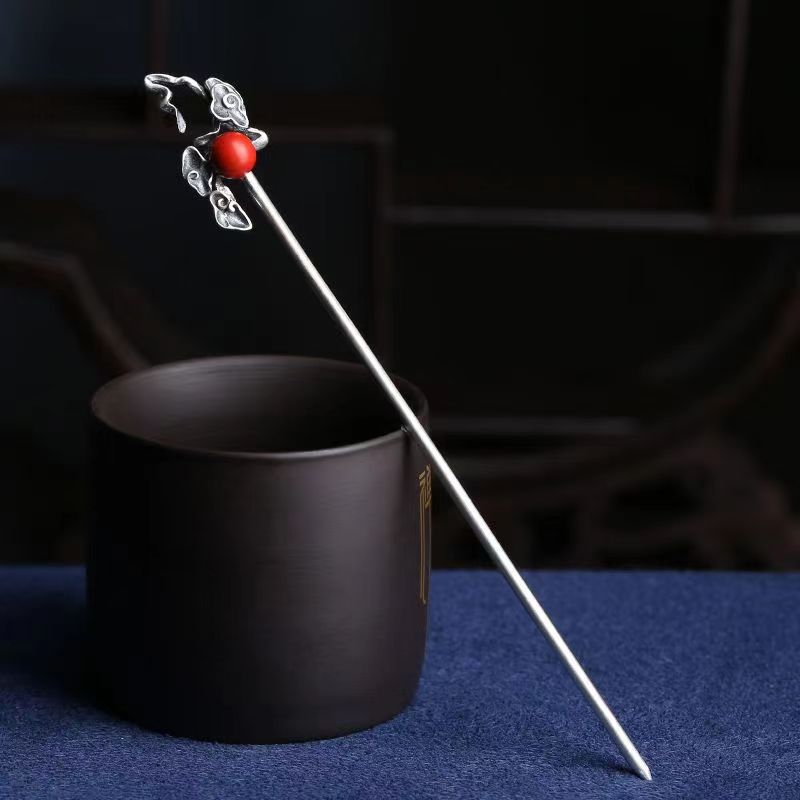 Beautiful Silver Piece with Unique Style