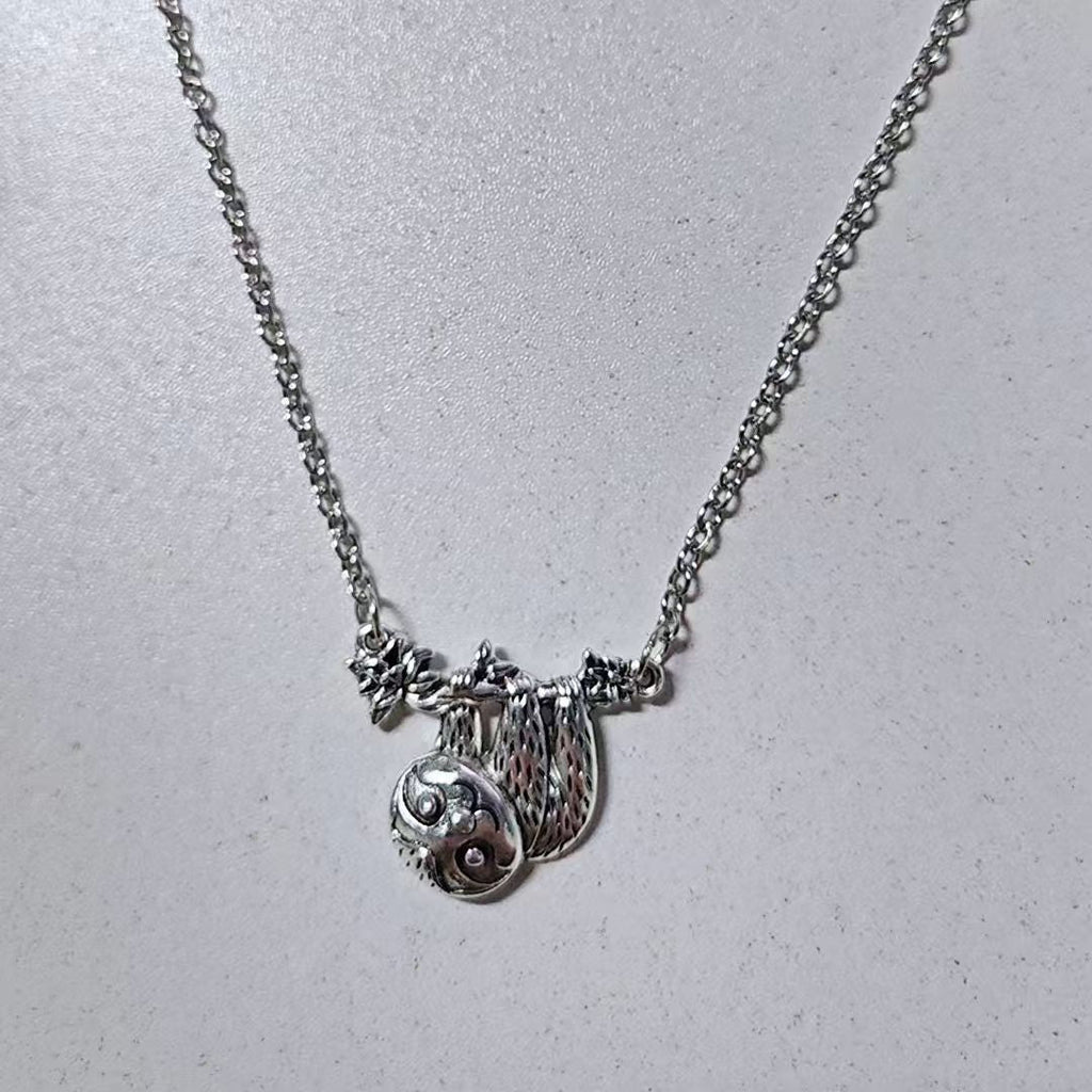 Stunning Necklace for Daily Wear