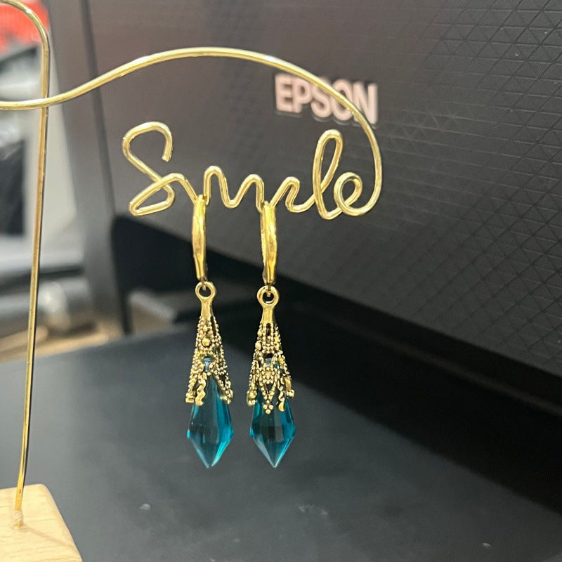 Classic Earring with Timeless Appeal
