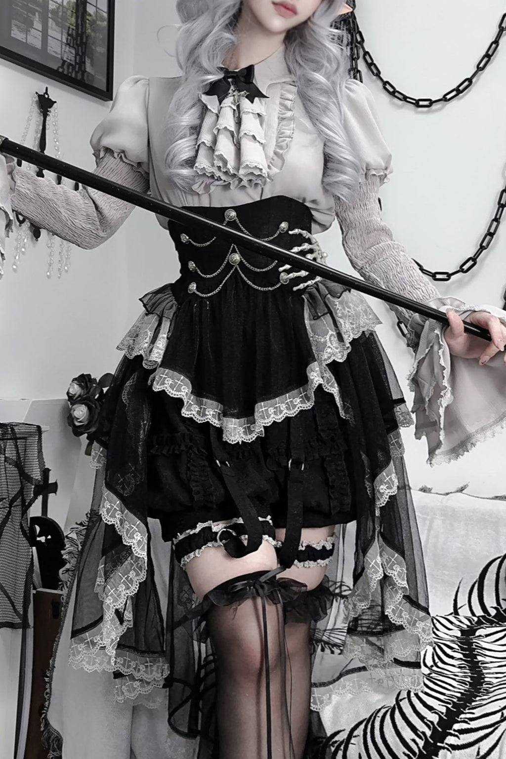 Effortlessly Elegant Garment with a Timeless Design