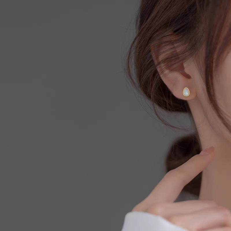 Romantic Earring for Special Moments
