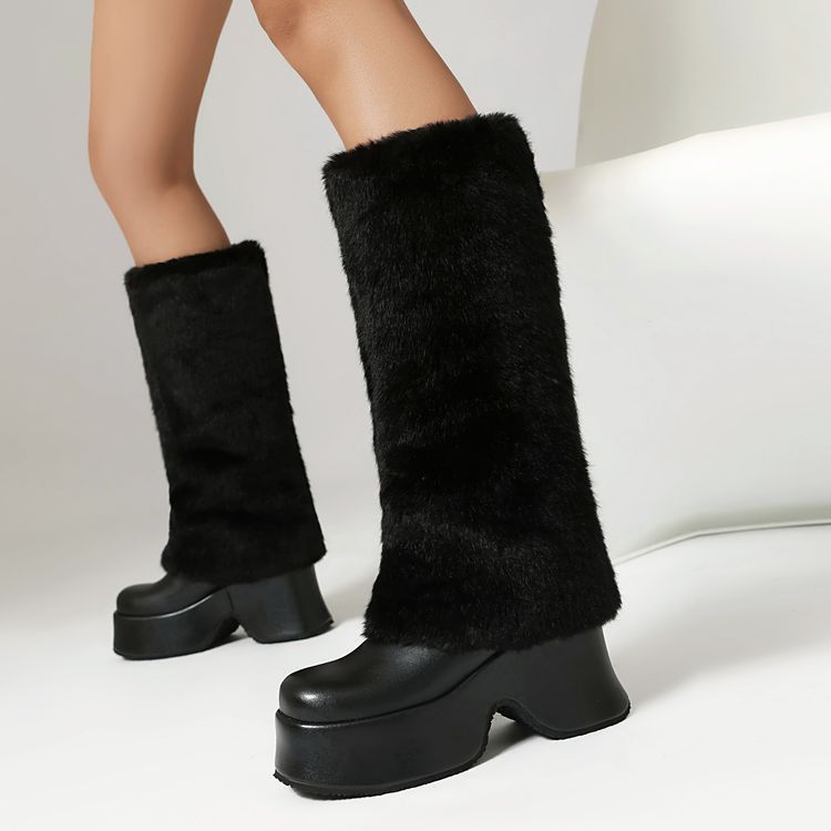 Graceful Orthopedic Boots for Modern Look