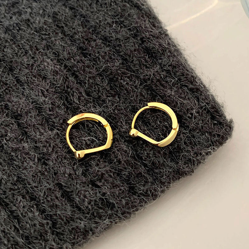 Stunning Silver Earring for Daily Wear