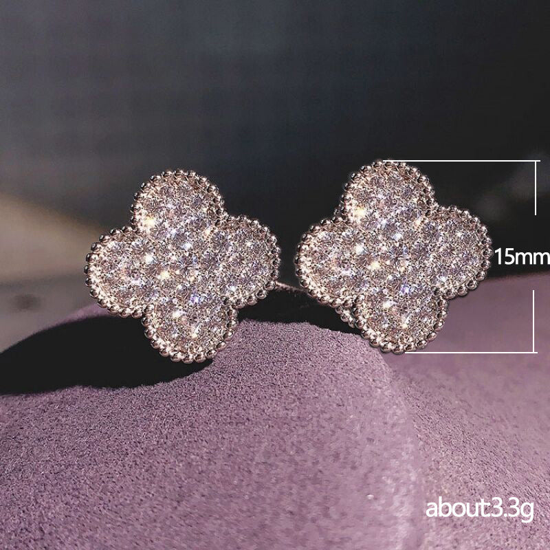 Romantic Earring for Special Moments