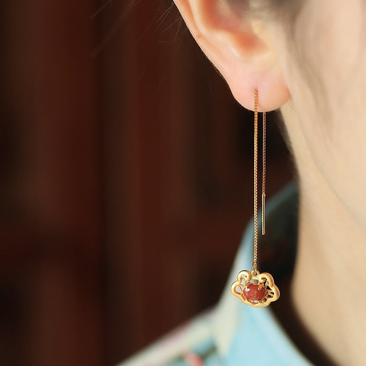 Beautiful Silver Earring with Unique Style