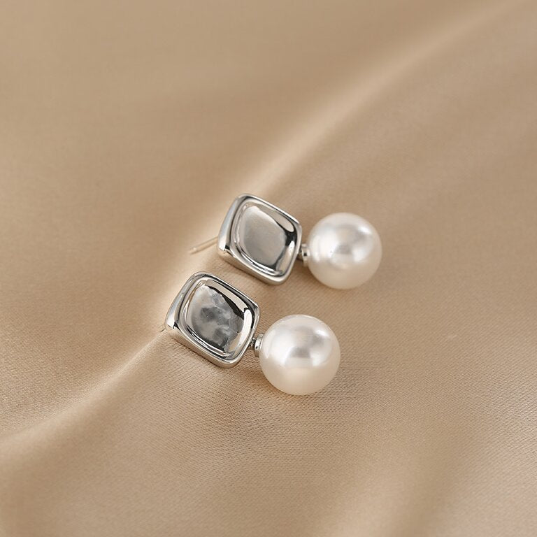 Elegant Pearl Earring for Every Occasion
