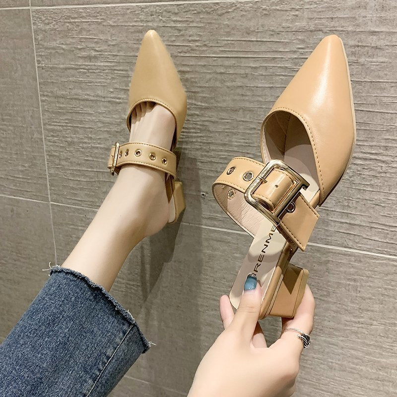 Chic Orthopedic Sandals with Unique Design