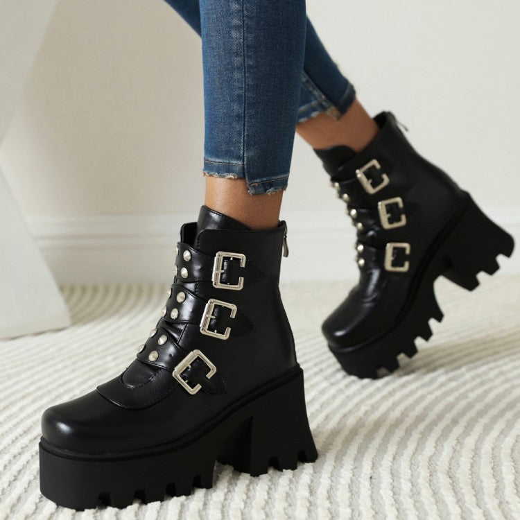 Graceful Orthopedic Boots for Modern Look