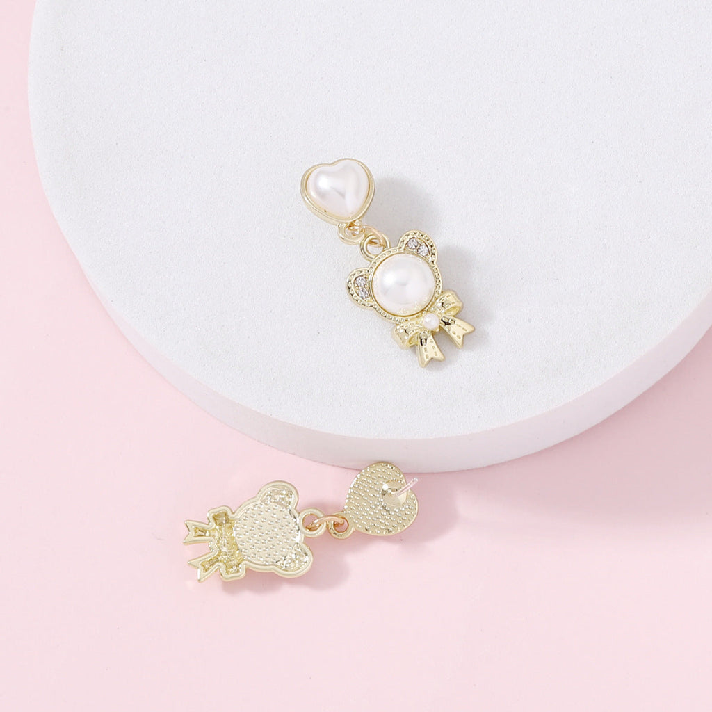 Stunning Pearl Earring for Daily Wear