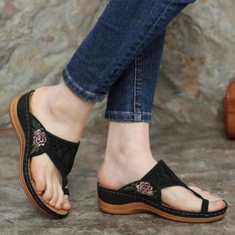Chic Orthopedic Shoes with Unique Design