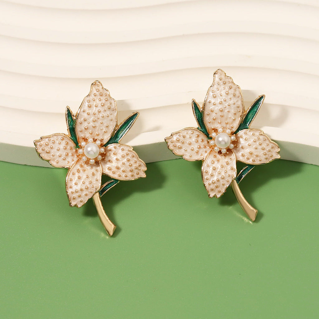 Elegant Pearl Earring for Every Occasion