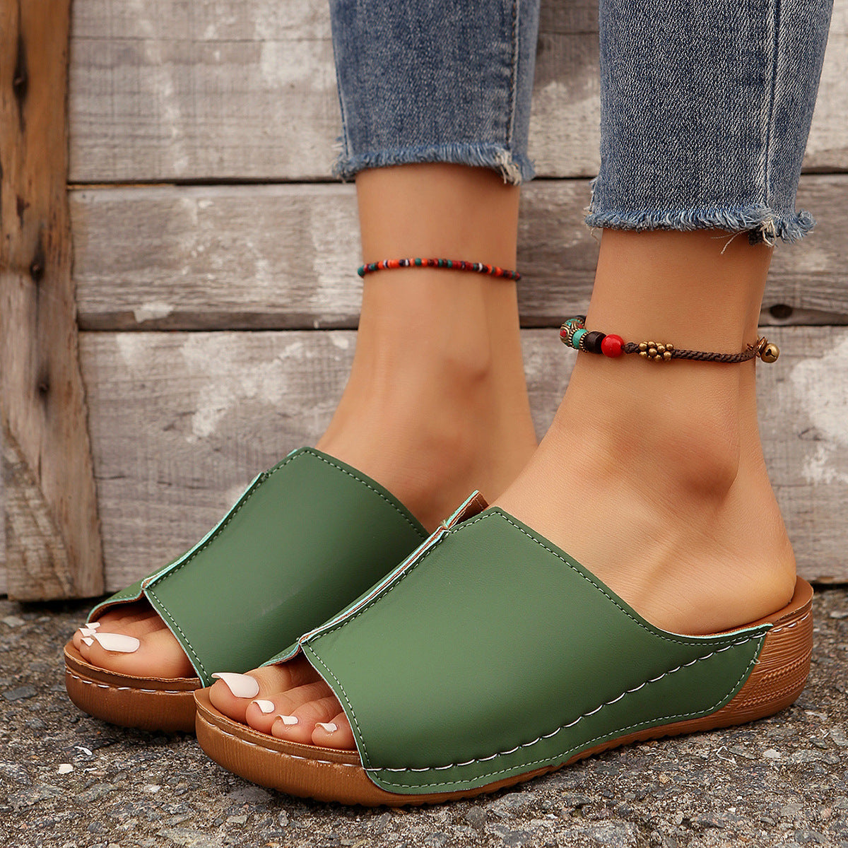 Chic Orthopedic Sandals with Unique Design