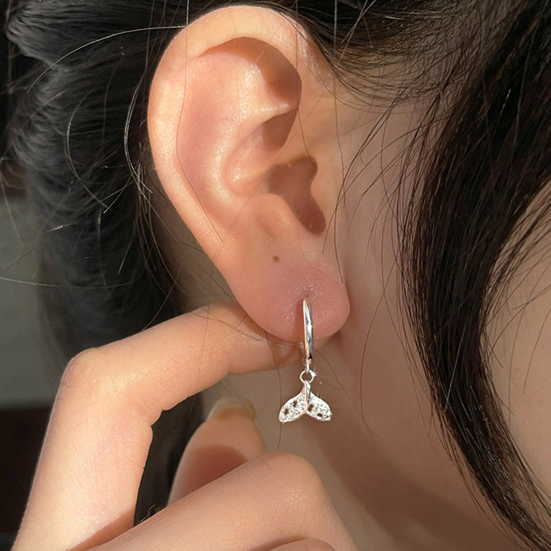 Charming Earring for Any Occasion