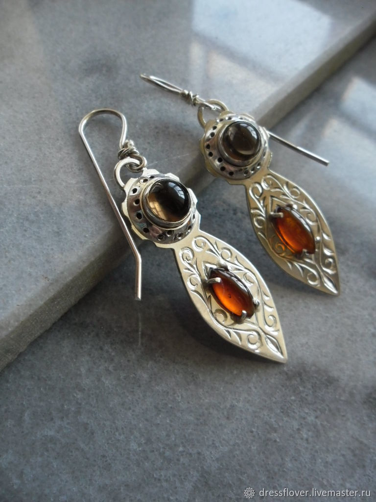 Delicate Artisan Silver Earring
