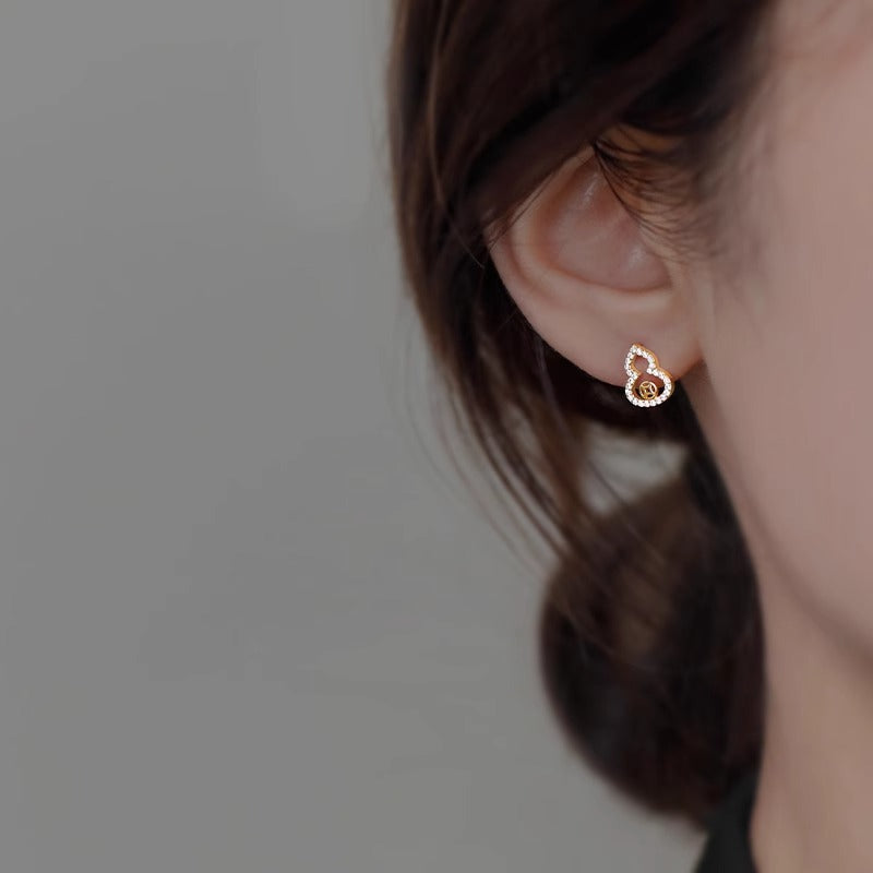 Romantic Earring for Special Moments