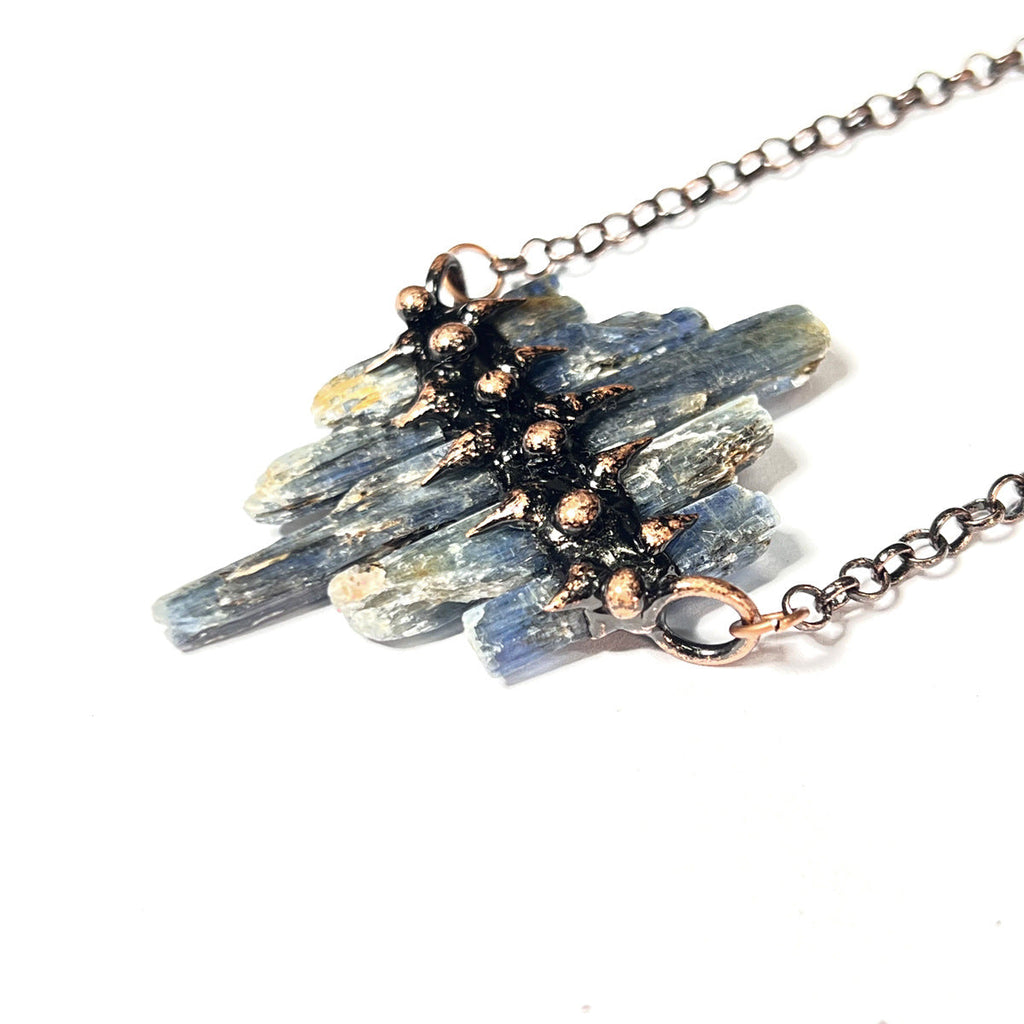 Stunning Necklace for Daily Wear
