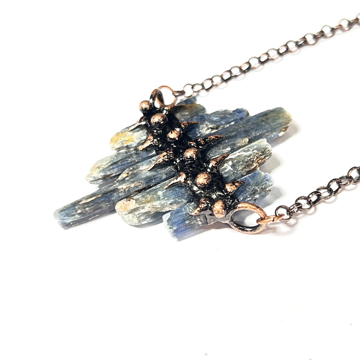 Stunning Necklace for Daily Wear