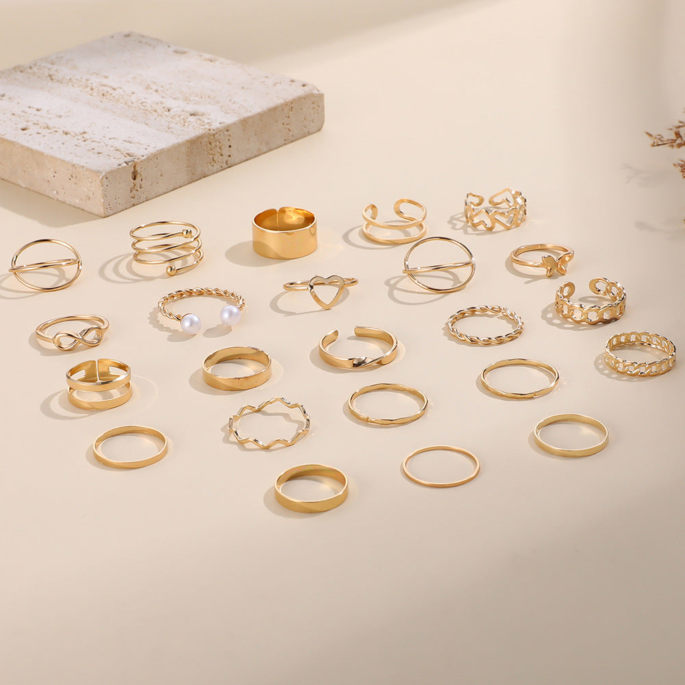 Beautiful Gold Set with Unique Style