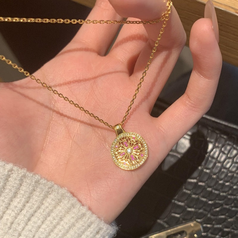 Charming Piece for Any Occasion