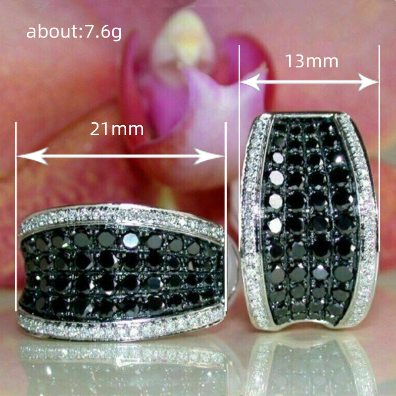 Elegant Earring for Every Occasion