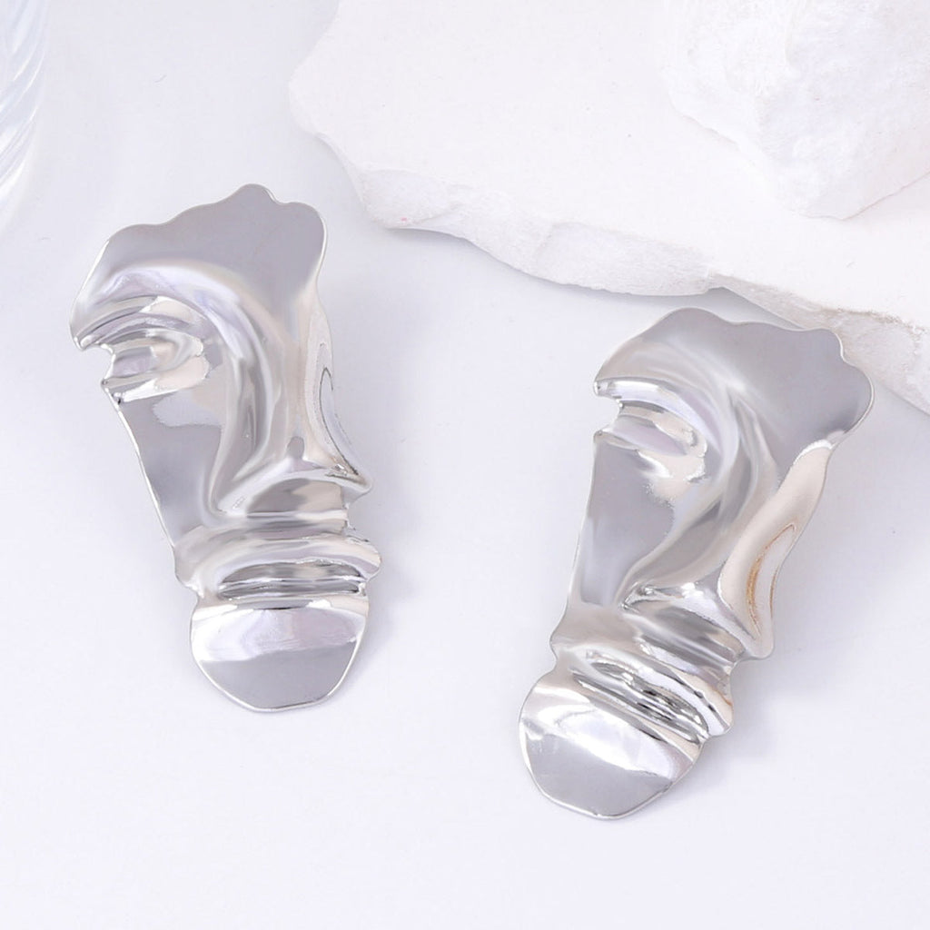 Charming Piece for Any Occasion