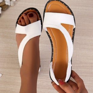 Graceful Orthopedic Sandals for Modern Look