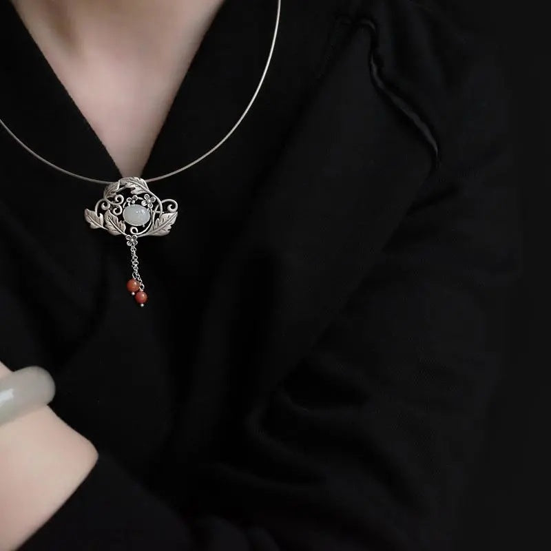 Classic Silver Pendant with Timeless Appeal