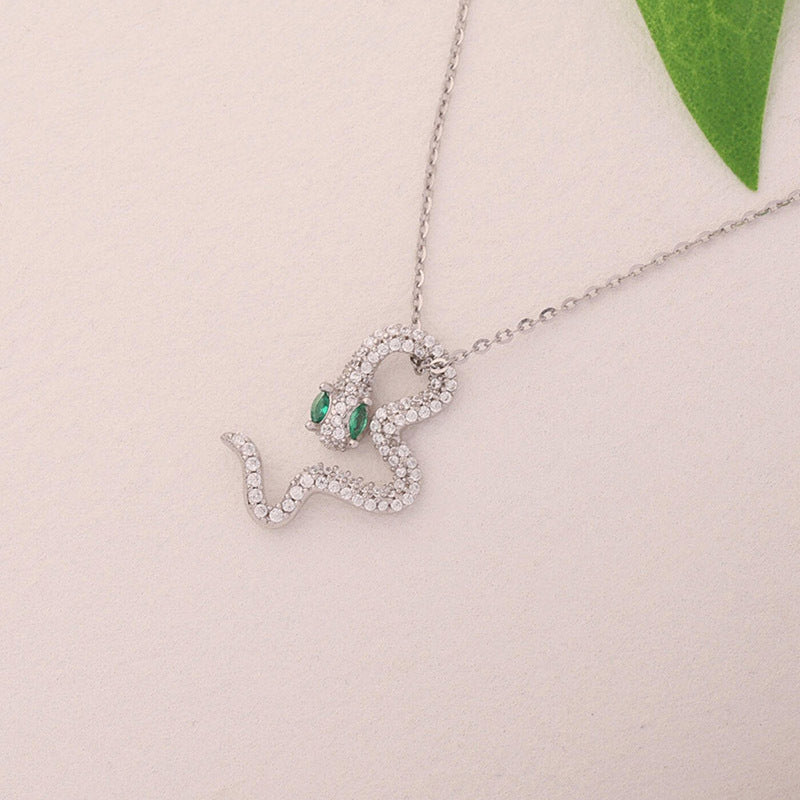 Charming Necklace for Any Occasion