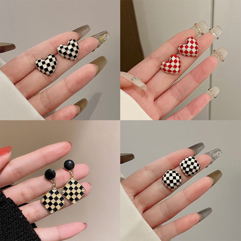 Romantic Earring for Special Moments